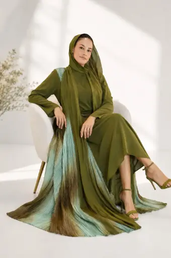 Zayna Satin Pleated Abaya